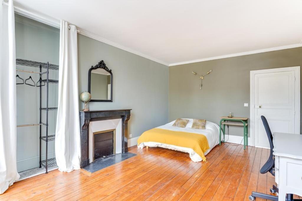 La Ruche - Maison 7 Chambres Et 7 Salles De Bain ฟงแตนโบล ภายนอก รูปภาพ