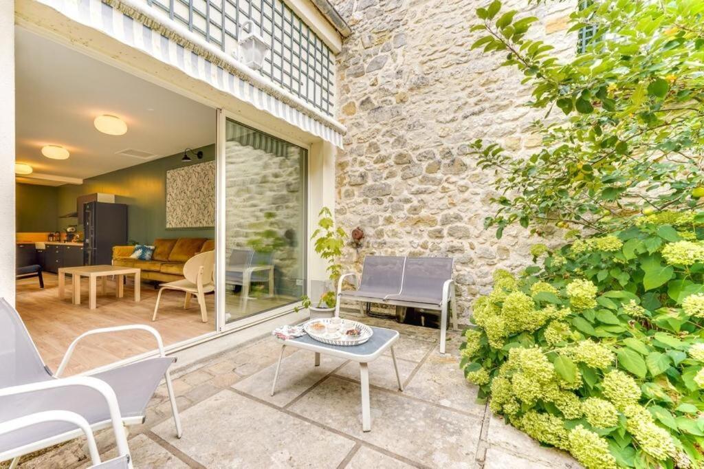 La Ruche - Maison 7 Chambres Et 7 Salles De Bain ฟงแตนโบล ภายนอก รูปภาพ
